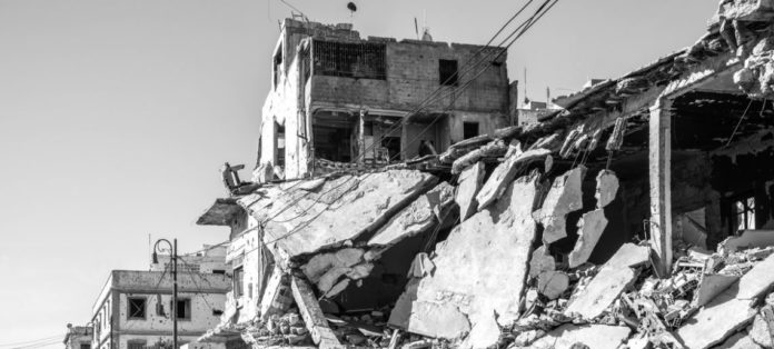 Bombardeo en Trípoli